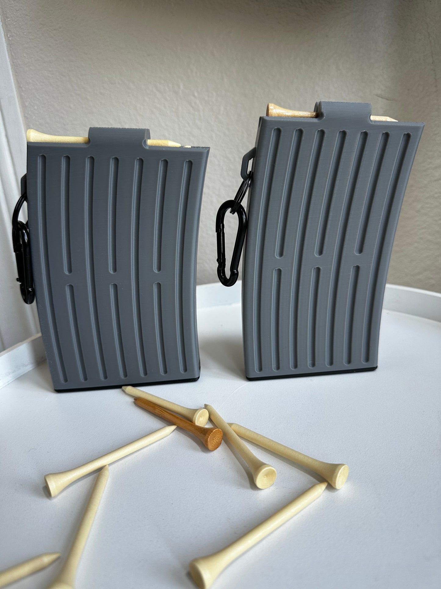 GTee-Magz | Tactical Golf Tee Dispenser – Grey or Desert Tan